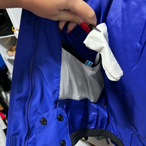 SOLD! Obermeyer Ski Jacket Women’s Size 4 - Picture 4 of 11